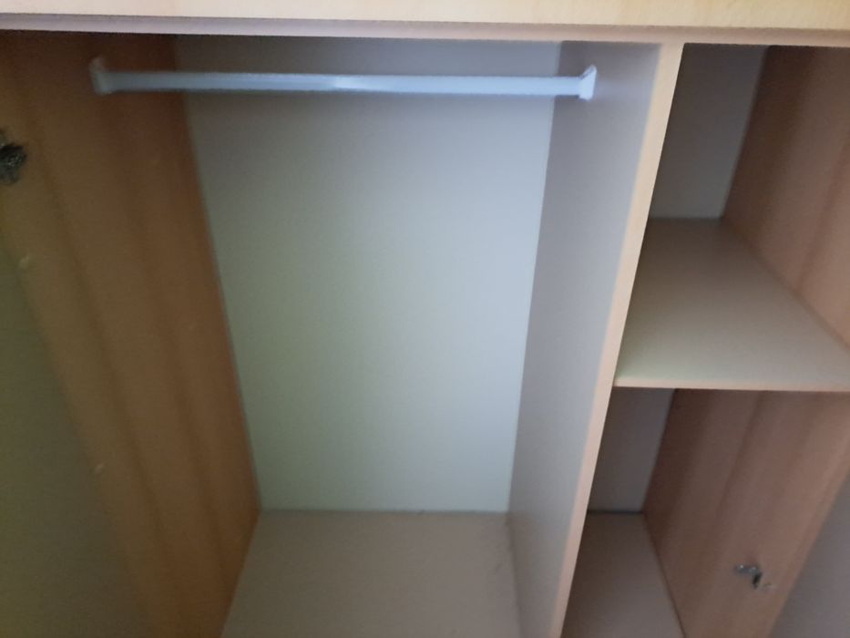 Cama alta tipo beliche