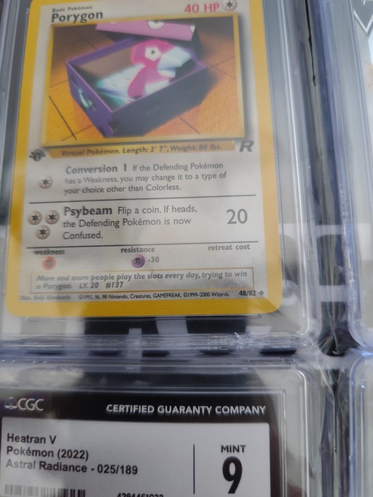 Cartas Pokémon Graduadas CGC e PSA case Partida