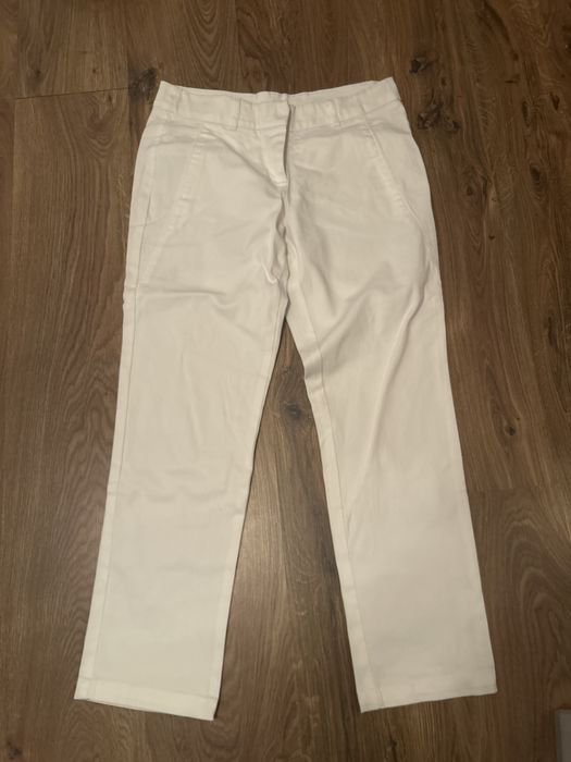 Biale spodnie