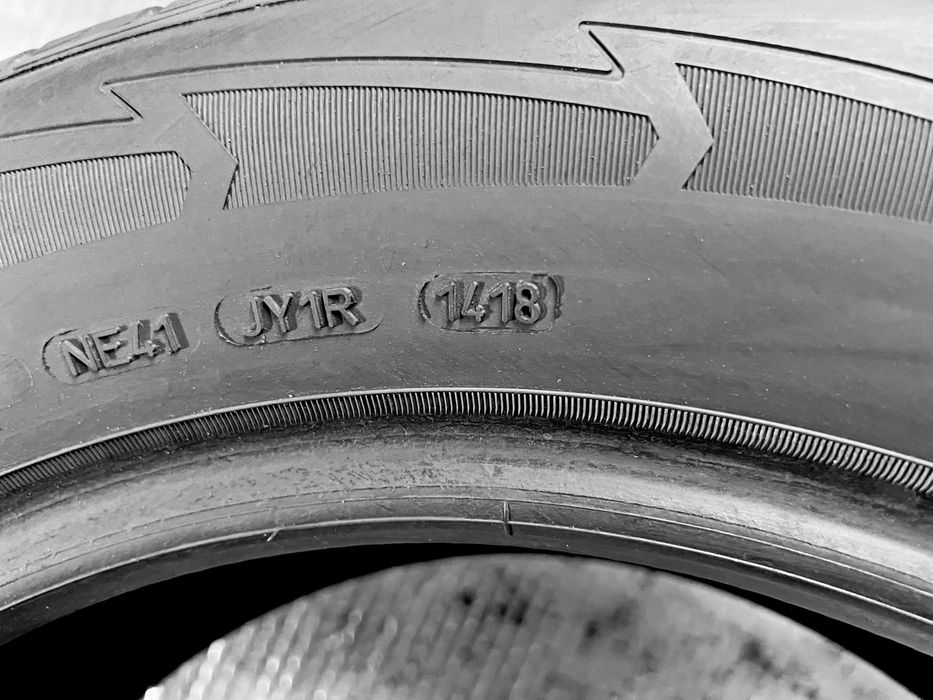 Шини Б/в 225.60.17 пара Goodyear