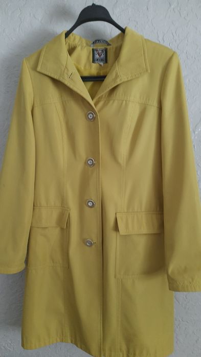 Плащ жіночий ₴₴₴