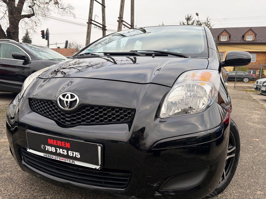 Toyota Yaris Gwarancja__Przebieg 161 000 km__Zarejestrowana