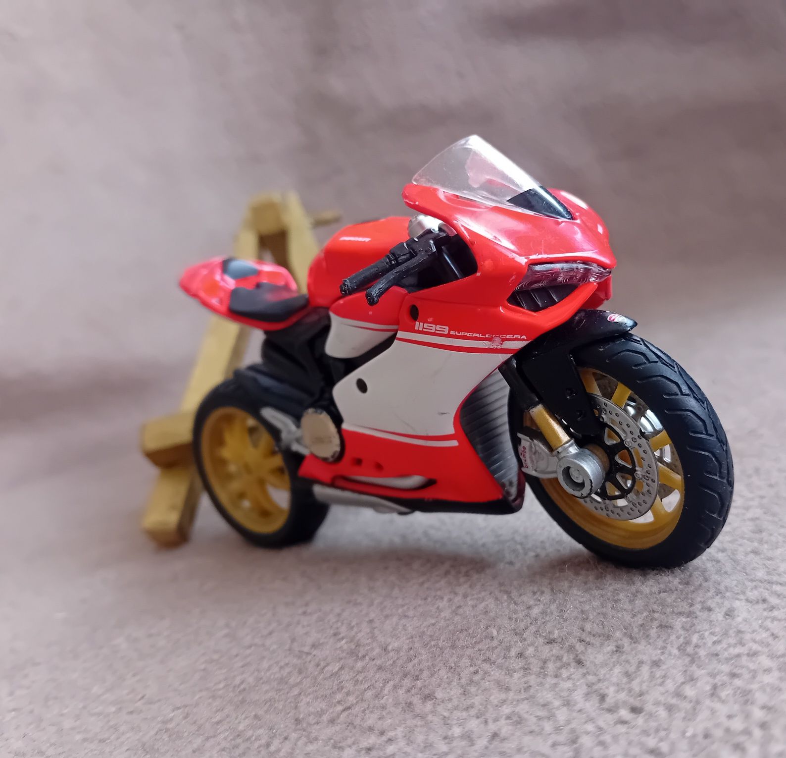 Model motocykla Ducati ,Burago