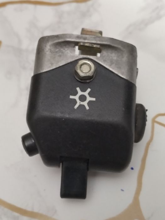 Переключатель света и сигнала на Яву