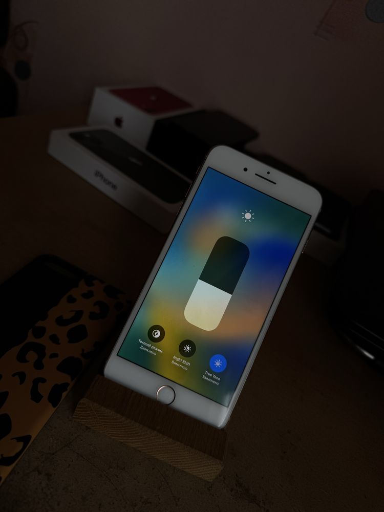 Продам Iphone 8 plus 64 Neverlock