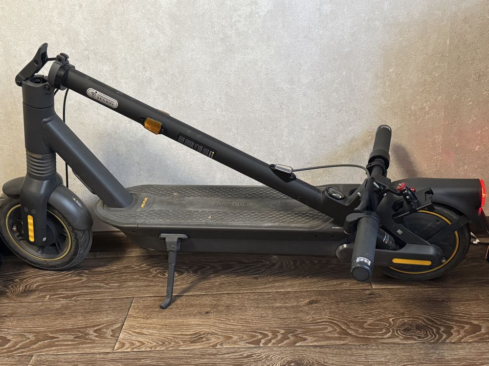 Электросамокат Ninebot max G2