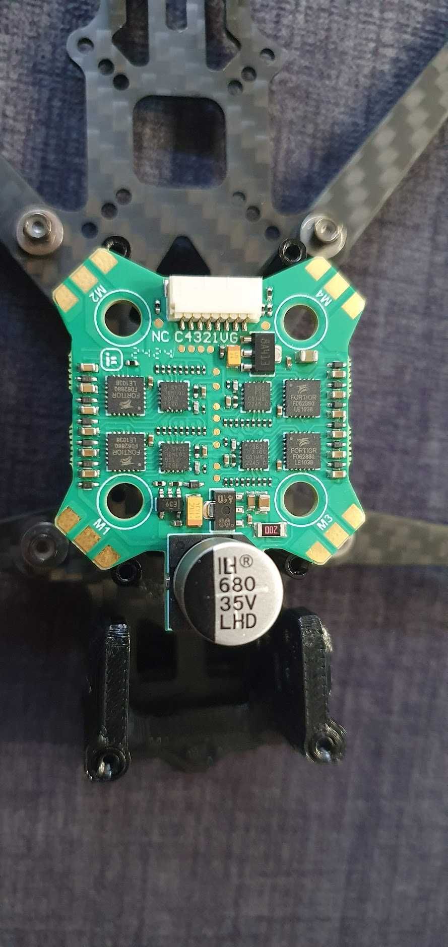 iFlight BLITZ Mini ATF435 Stack  E55S Mini 55A 2-6S 4IN1 ESC