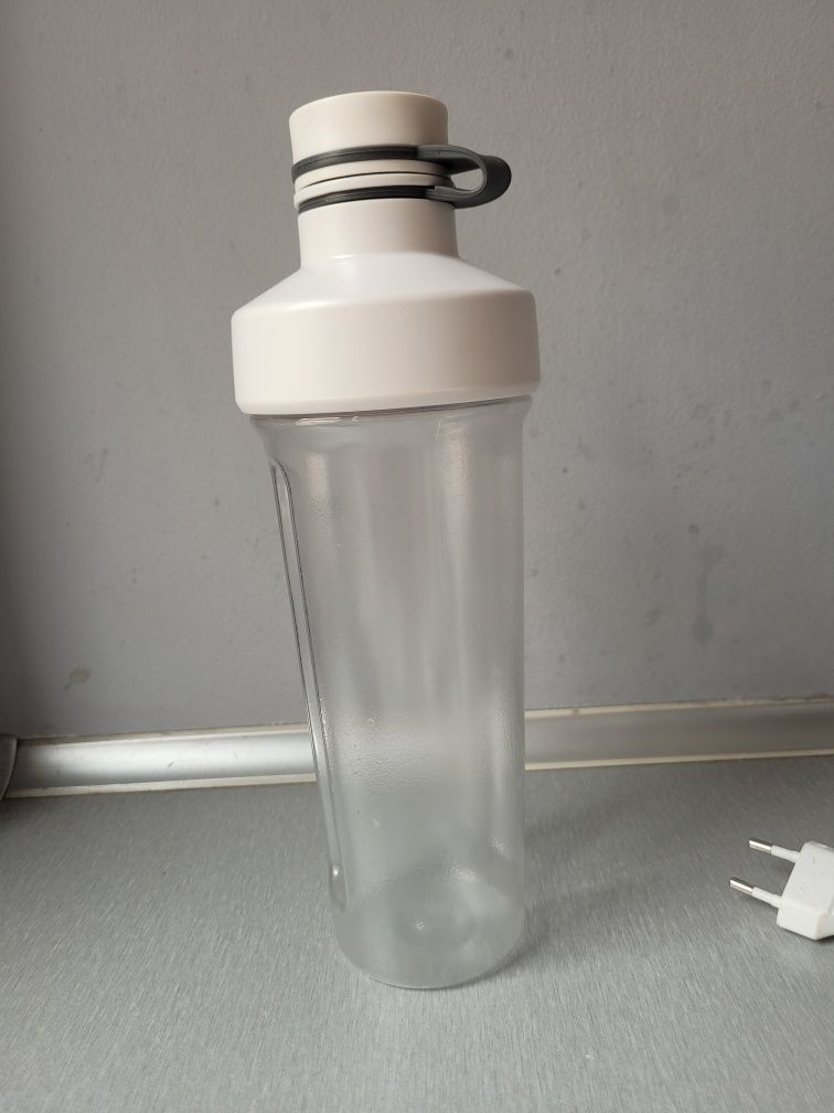 VitaStyle Mixx2Go blender Bosch MMBM7G2M