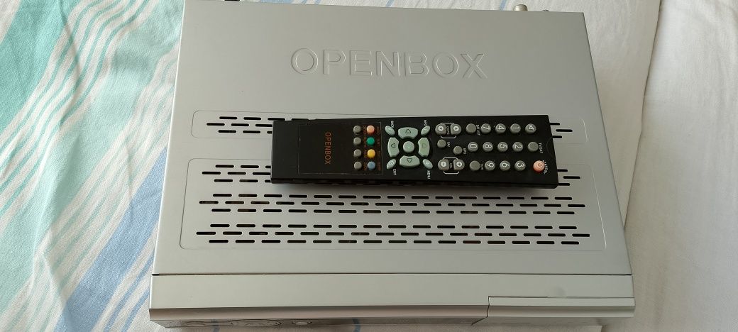 Спутниковый тюнер OPENBOX X-800