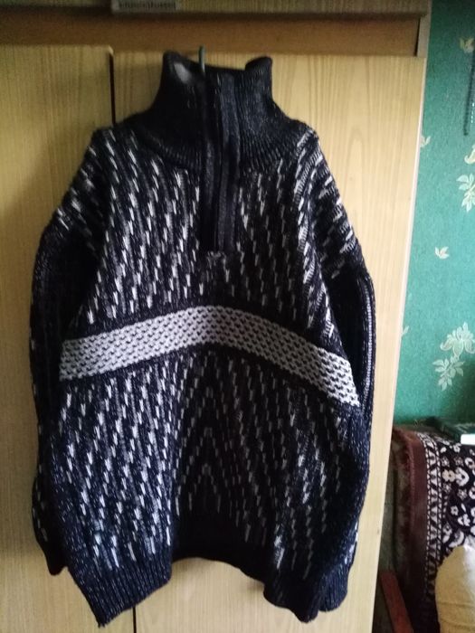 Пакет чоловічих речей 52 розміру, дуже багато.