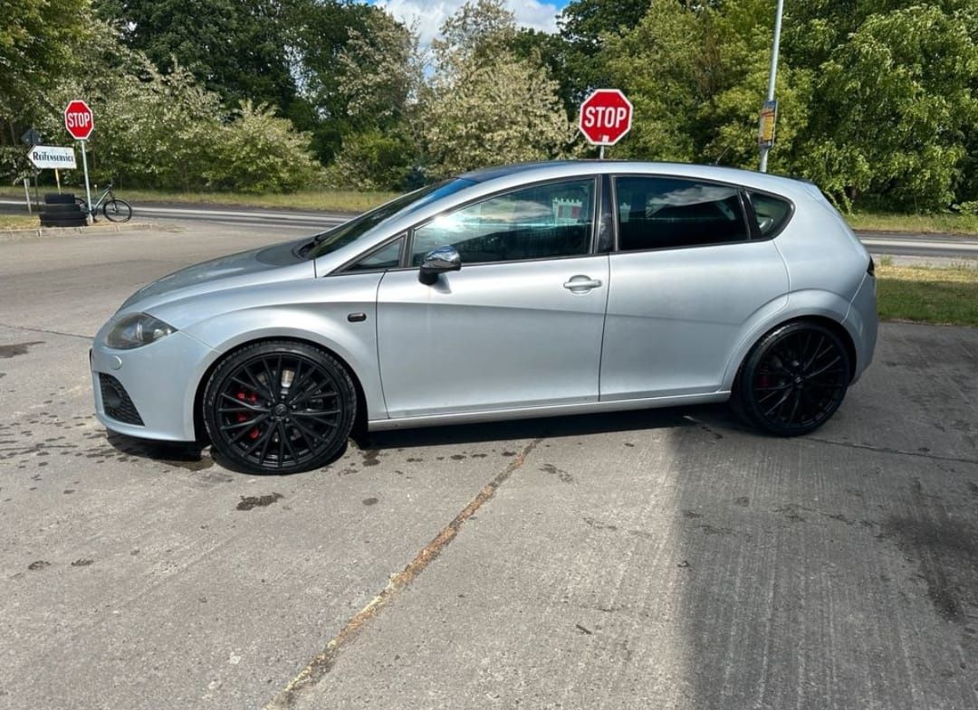 Seat Leon CUPRA 300ps Maxto Xenony Navigacja  Tempomat  Kamera PDC