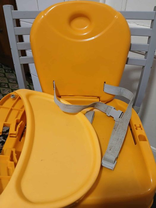 Cadeira de refeição portátil