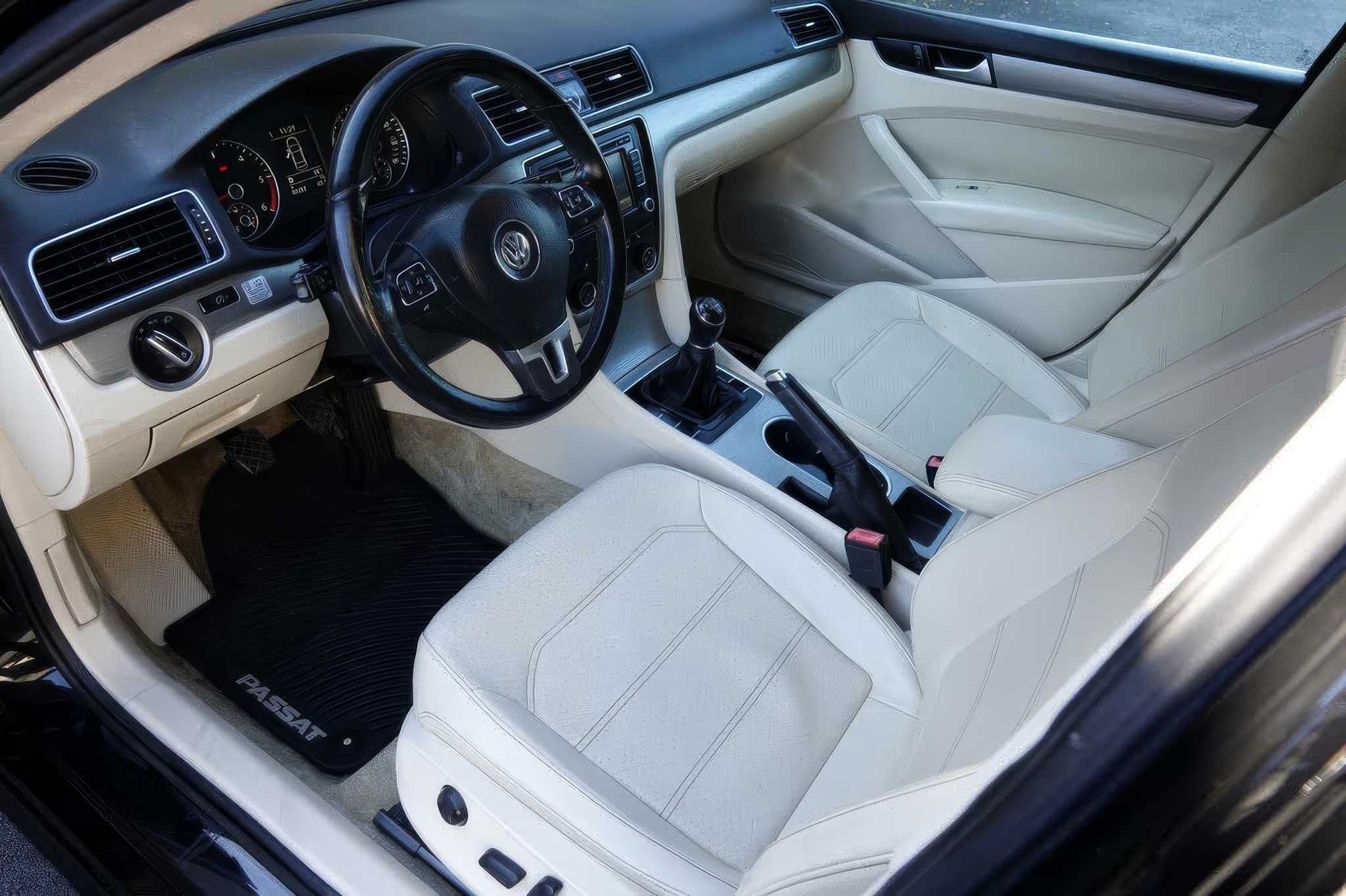 2015 Volkswagen Passat 2.0L TDI SE