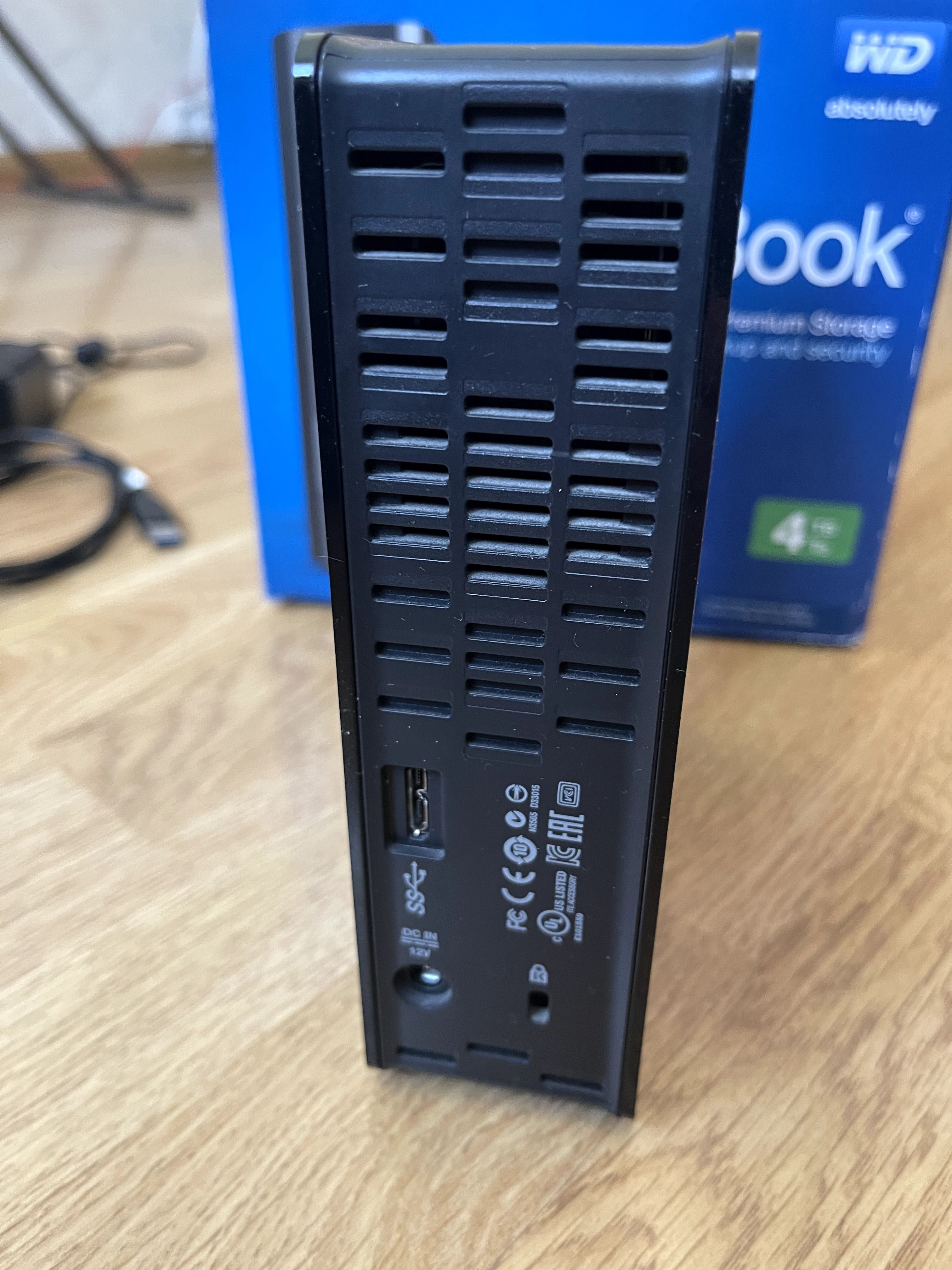 Зовнішній жорсткий диск 4TB Western Digital