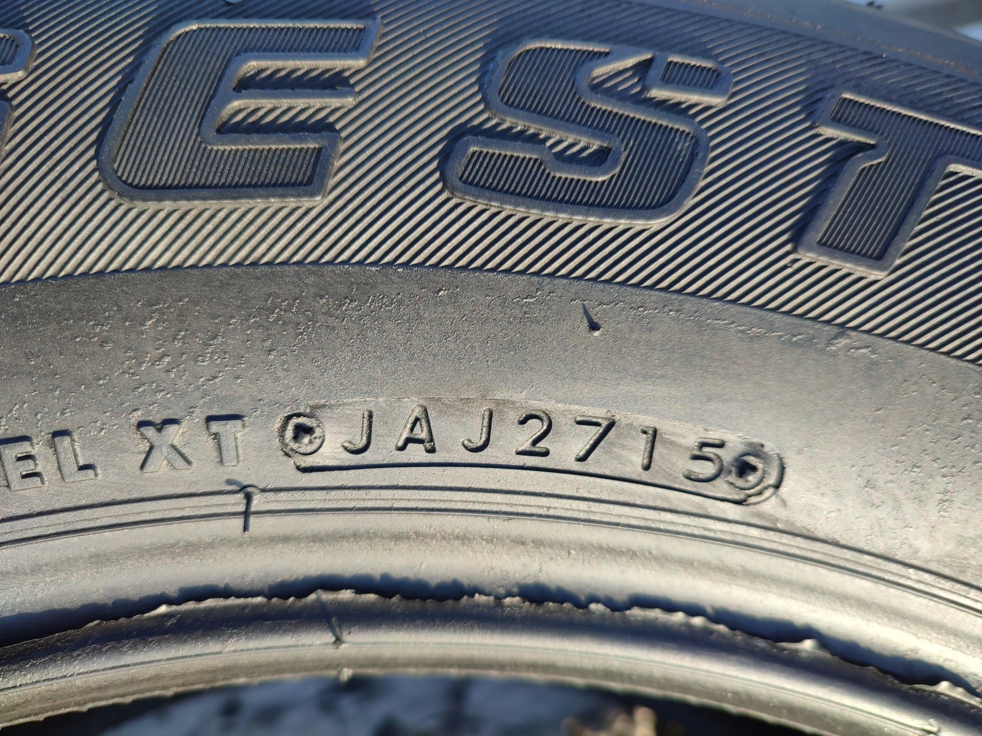 Opona zimowa Bridgestone 265/60r18