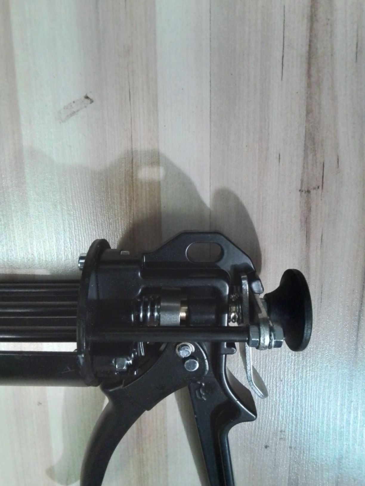 Pistolet do dwuskładnikowej kotwy chemicznej