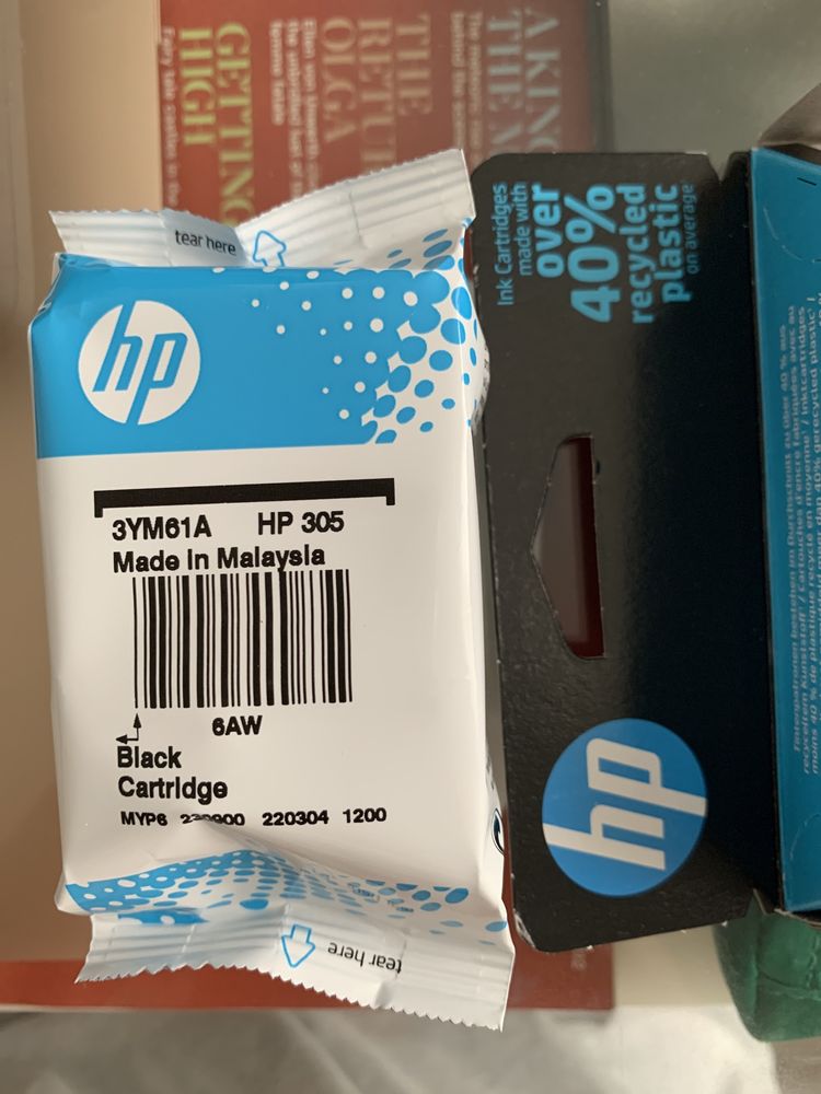 Tinteiro 305 black original HP (NOVO)