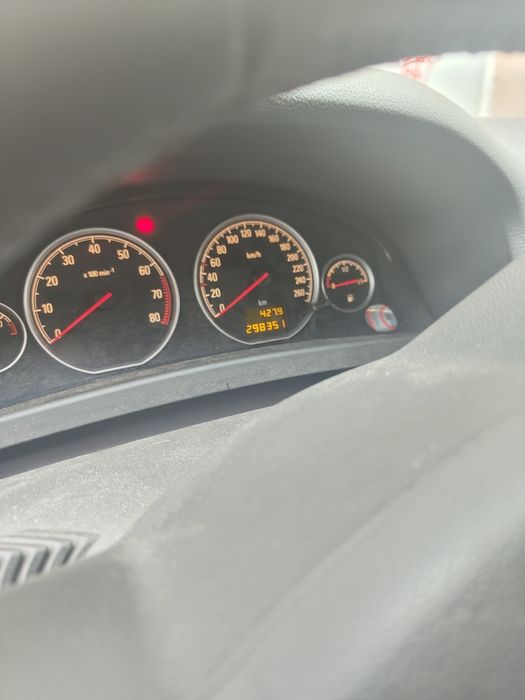 Vectra 1.8 Kombi gaz sekw. Zamiana