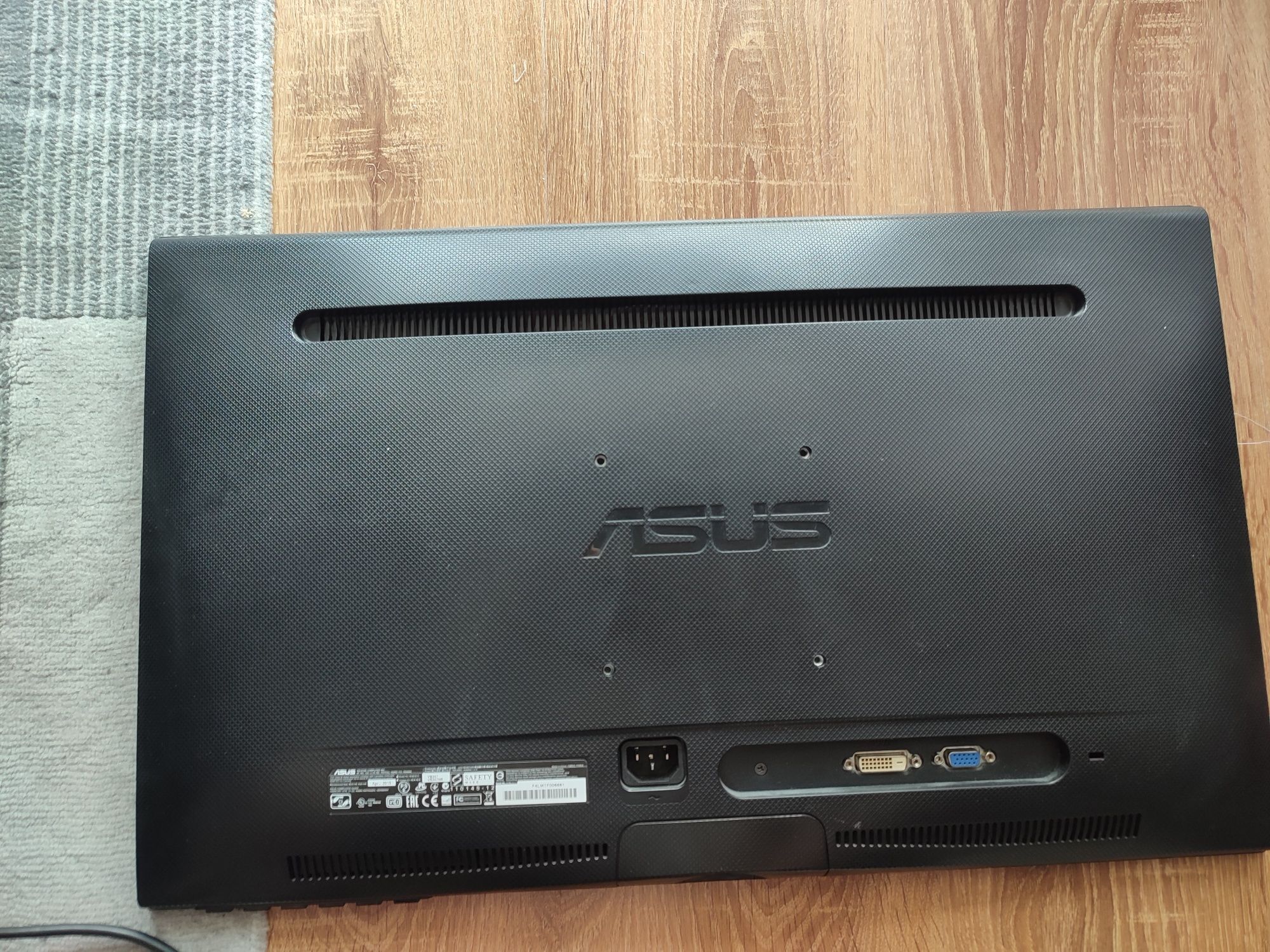 Monitor 24 cali Asus vs247nr vga dvi