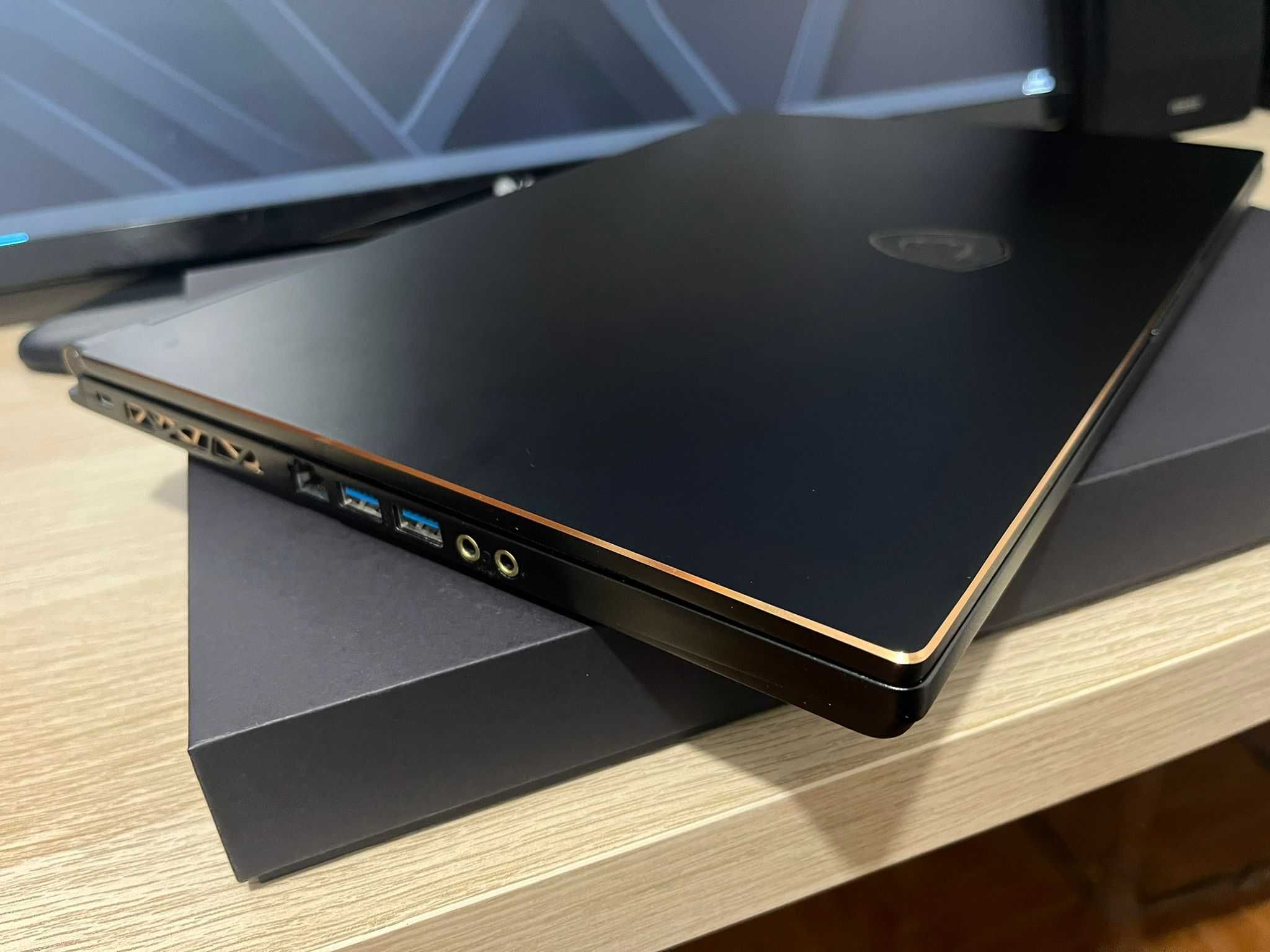 Portatil Gaming MSI Stealth Core i7 -32GB -1TB SSD -144Hz -RTX2060