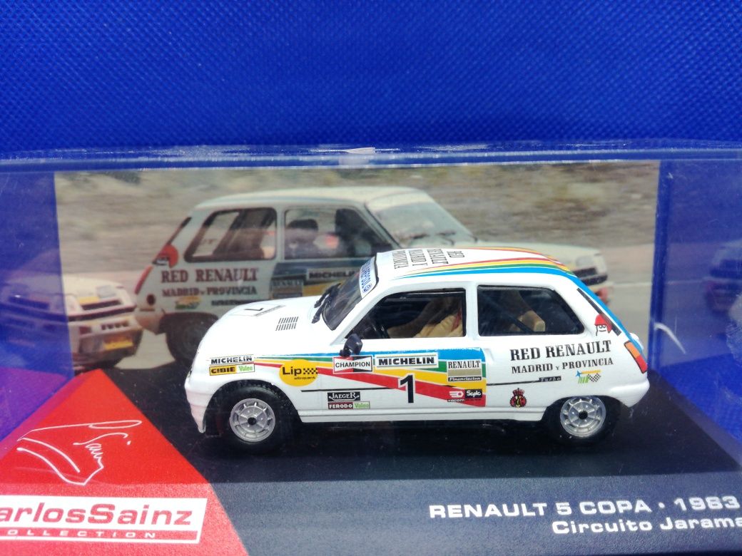 N. 65 Miniaturas 1/43 Renault 5 e 4 CV em estado novo