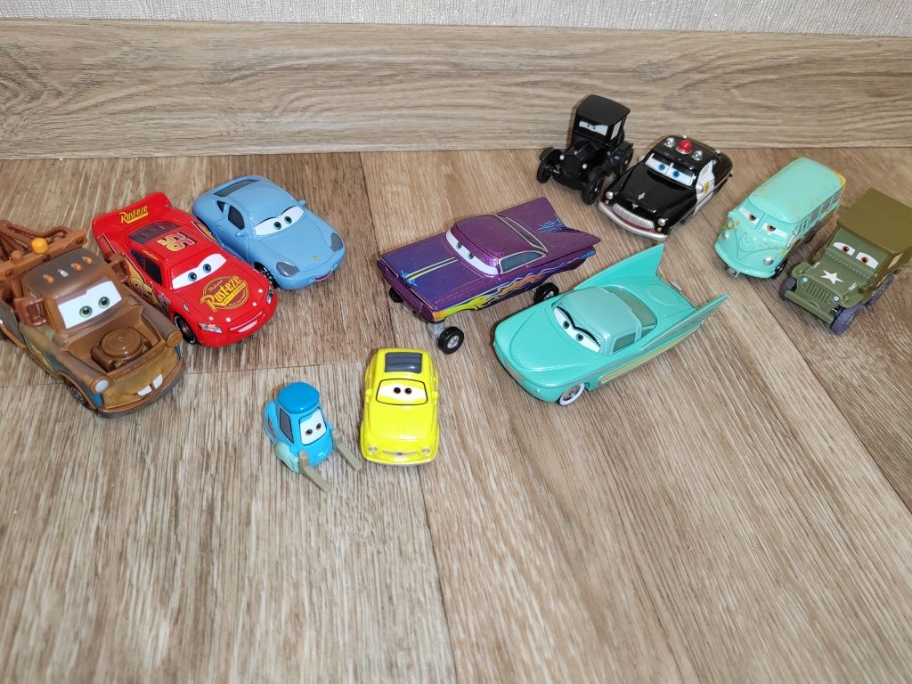 Металеві машинки тачки. Маквін. Disney Pixar cars.