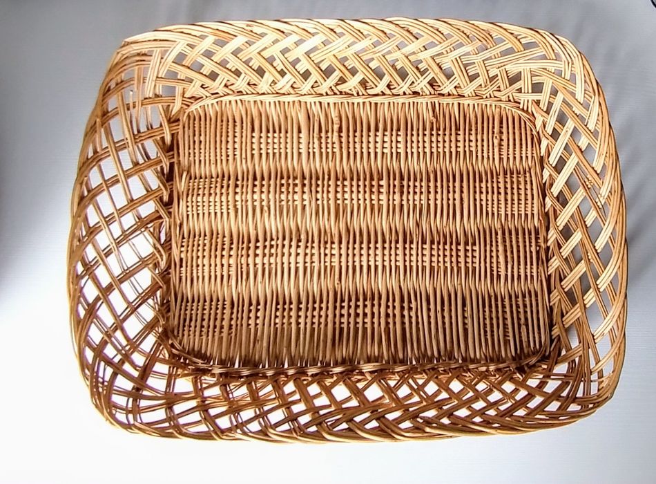 Drewniany koszyk tacka pleciony ozdobny wiklinowy 32x24x6cm