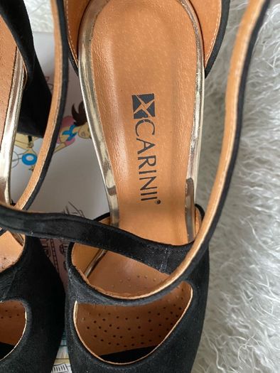 NOWE buty Carinii - czarne sandałki