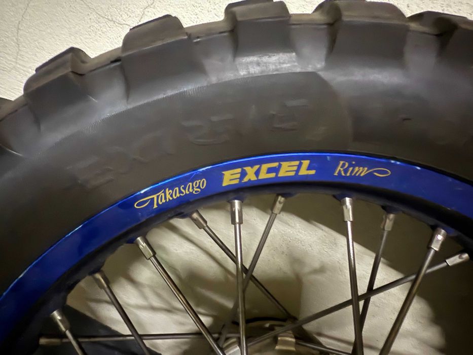 Par de Jantes Excel com Pneus para Yamaha Tenere 700