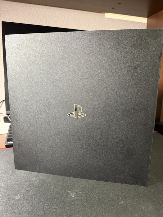 PlayStation 4 Pro 1Tb