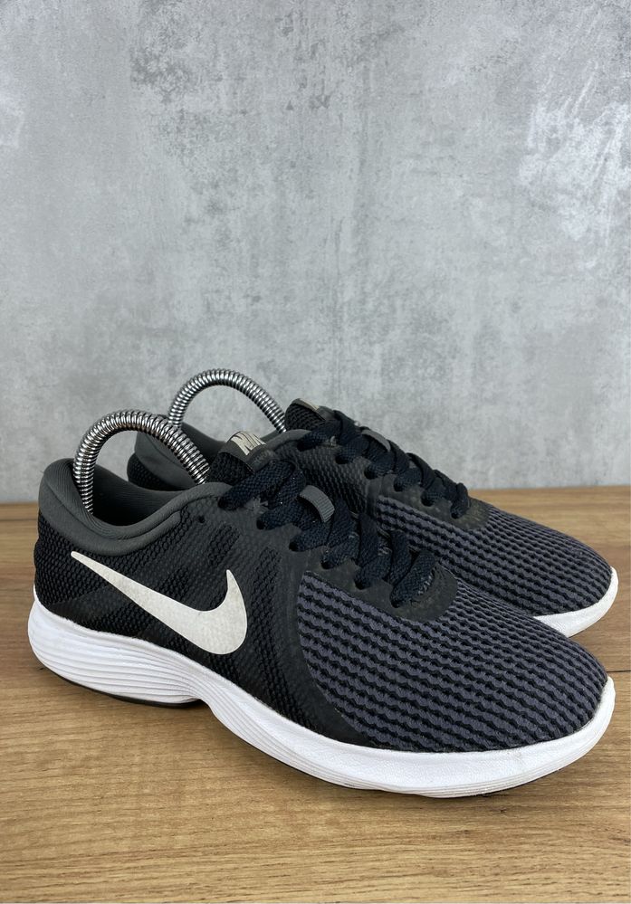 Buty damskie Nike Revolution 4