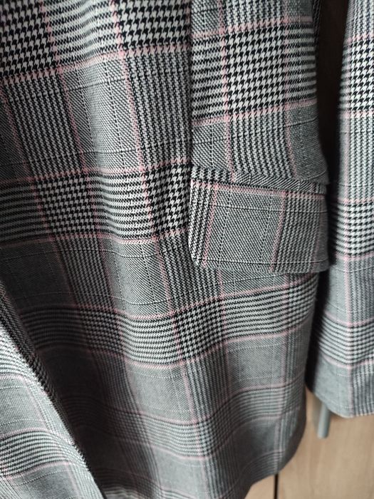 Garnitur damski Stradivarius 36 S spodnie marynarka cygaretki żakiet