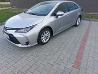 Toyota Corolla Bardzo ładna świeża jeszcze na gwarancji godna polecenia