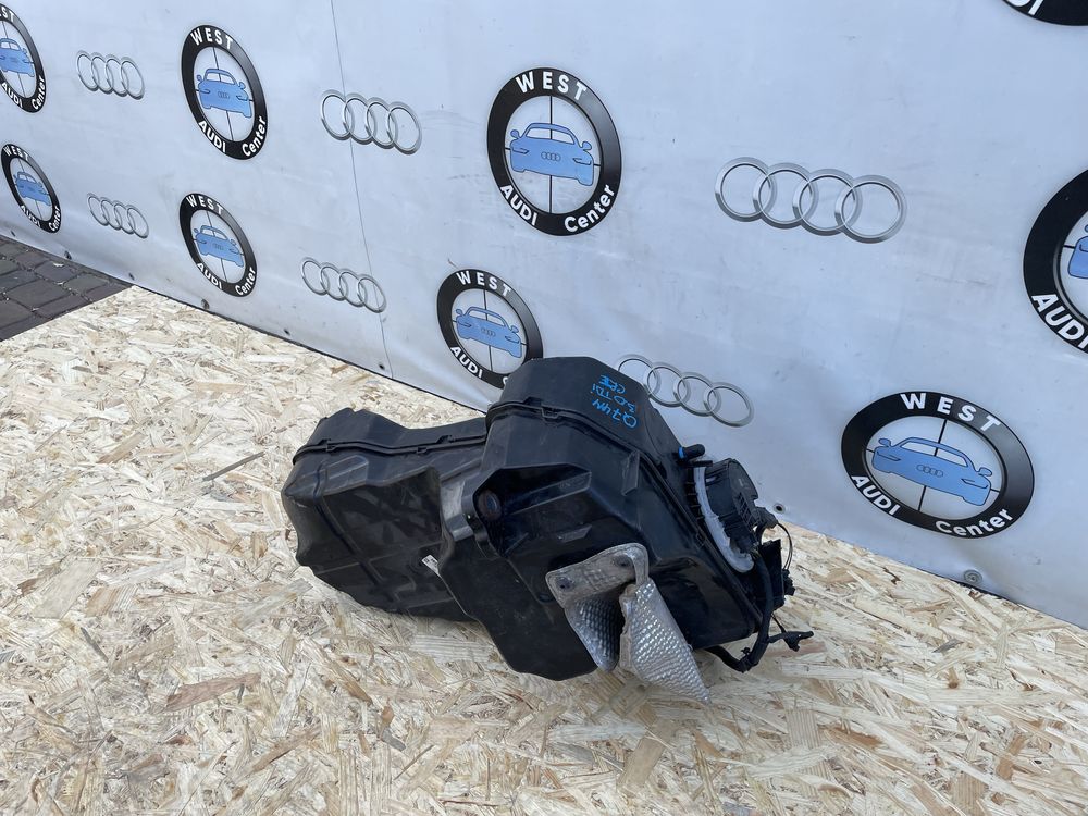 Бак адблю Audi Q7 4M бак AdBlue ауді ку7 4М запчастини