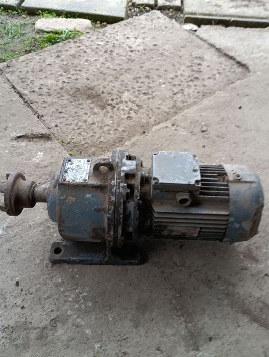 Продам мотор редуктор