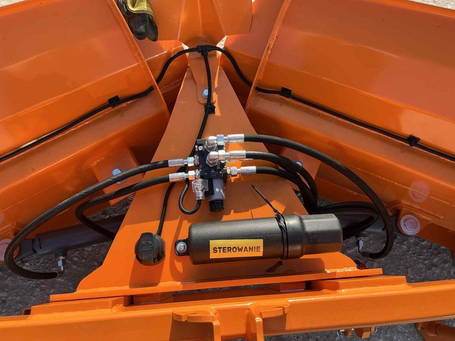 Pług śnieżny pług do śniegu Volant hydrauliczny składany transport