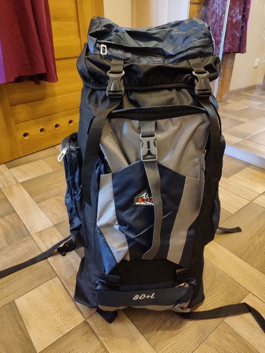 Nowy granatowy plecak turystyczny 80L