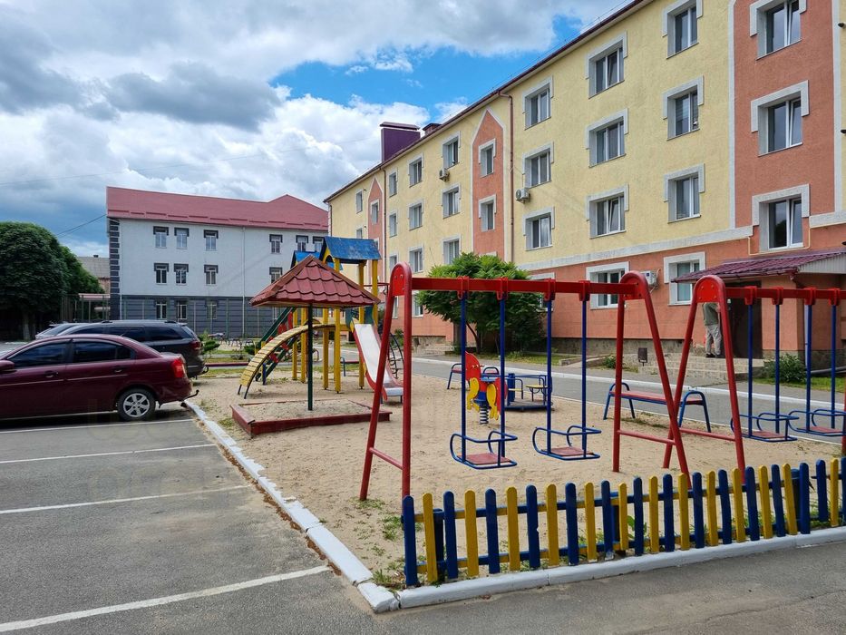 2 кімн квартира 72м2 з індивідуальним опаленням - Центральний Ринок-KI