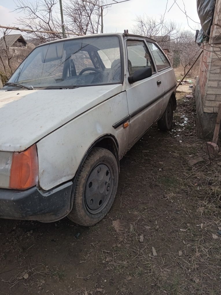 Продам таврію1993р