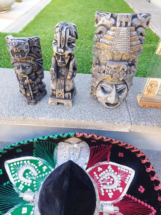 Coleção de Artigos Artesanais Mexicanos — Peças Únicas!