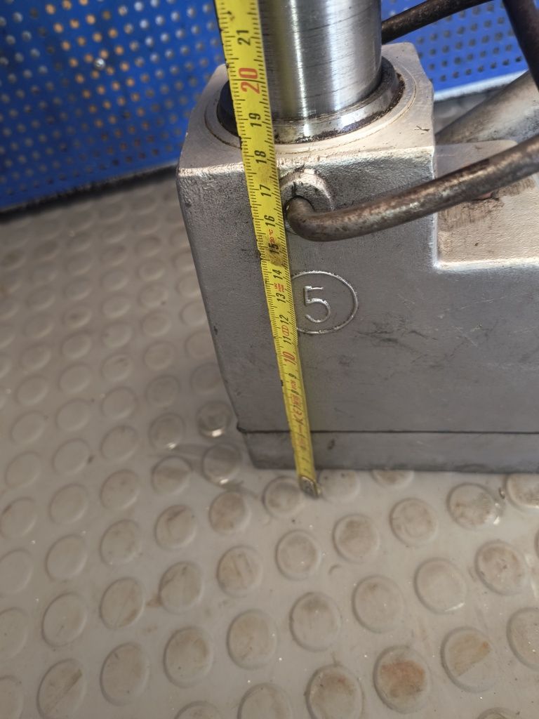 Skamet podnośnik szyby elektryczny 5t hydrauliczny żaba