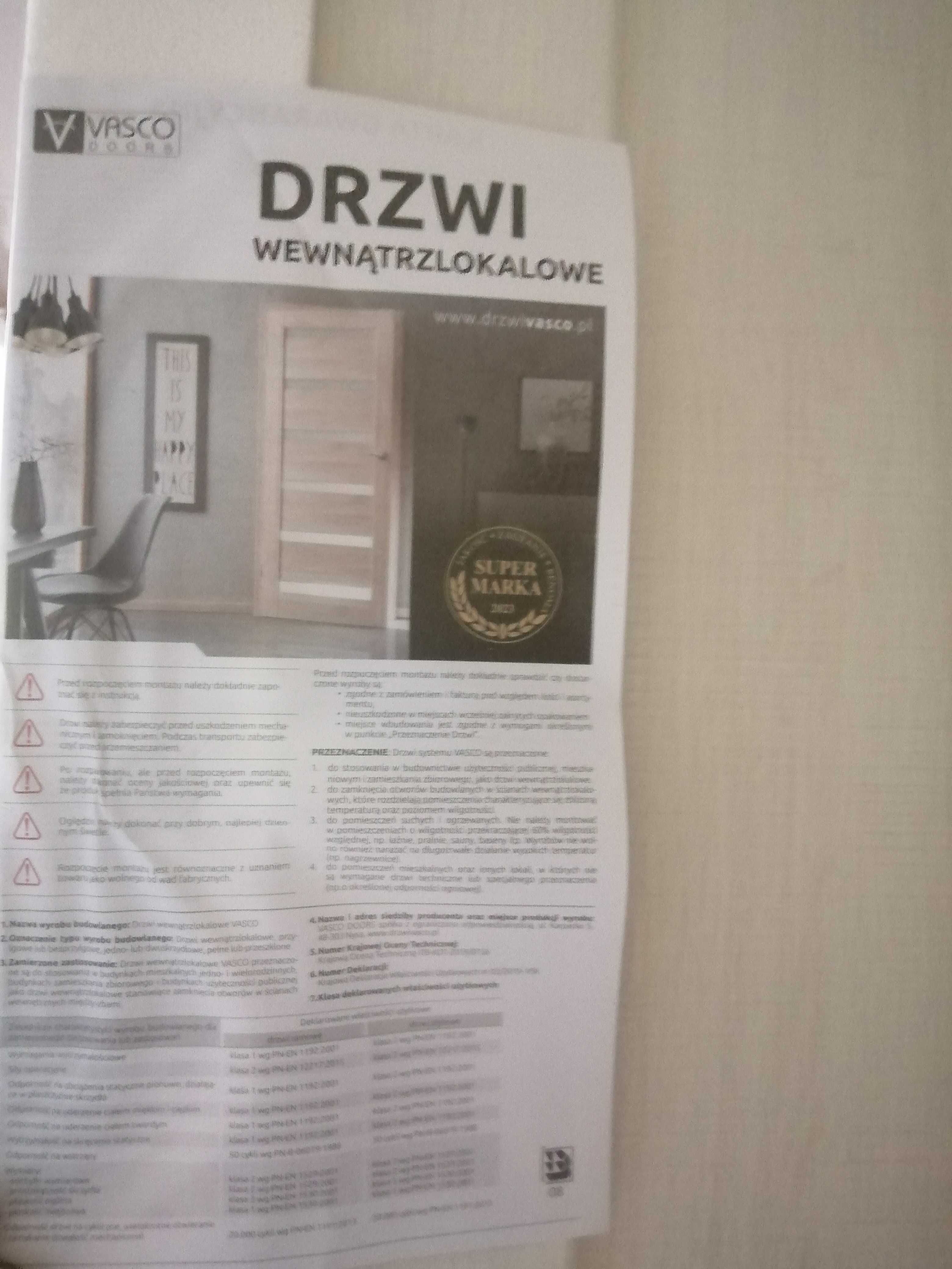 Drzwi łazienkowe nowe z ościeżnica 70 cm