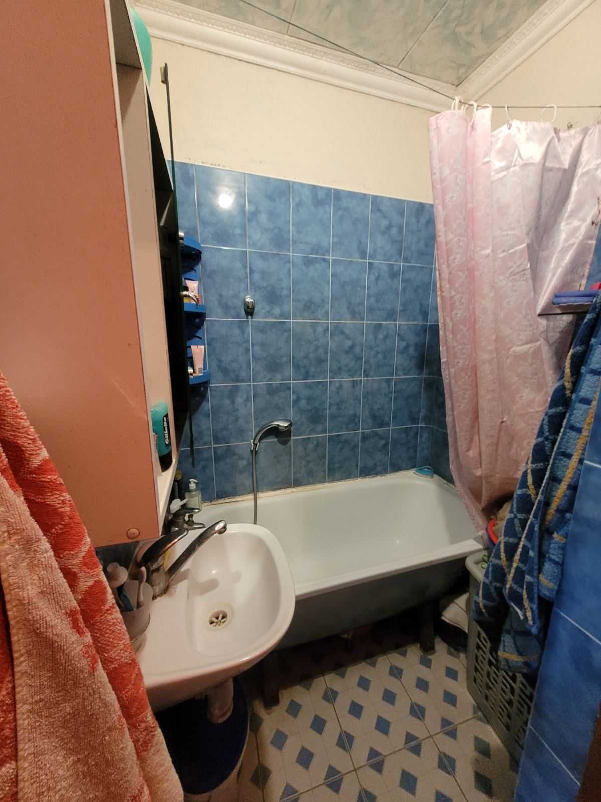 Продам 2к Шевченківський р-н м Нивки вул Голди Меїр буд 47\1
