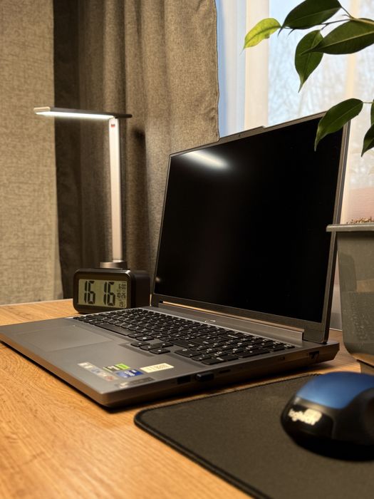 Ноутбук ігровий Lenovo Legion 5 16IRX9 Luna Grey