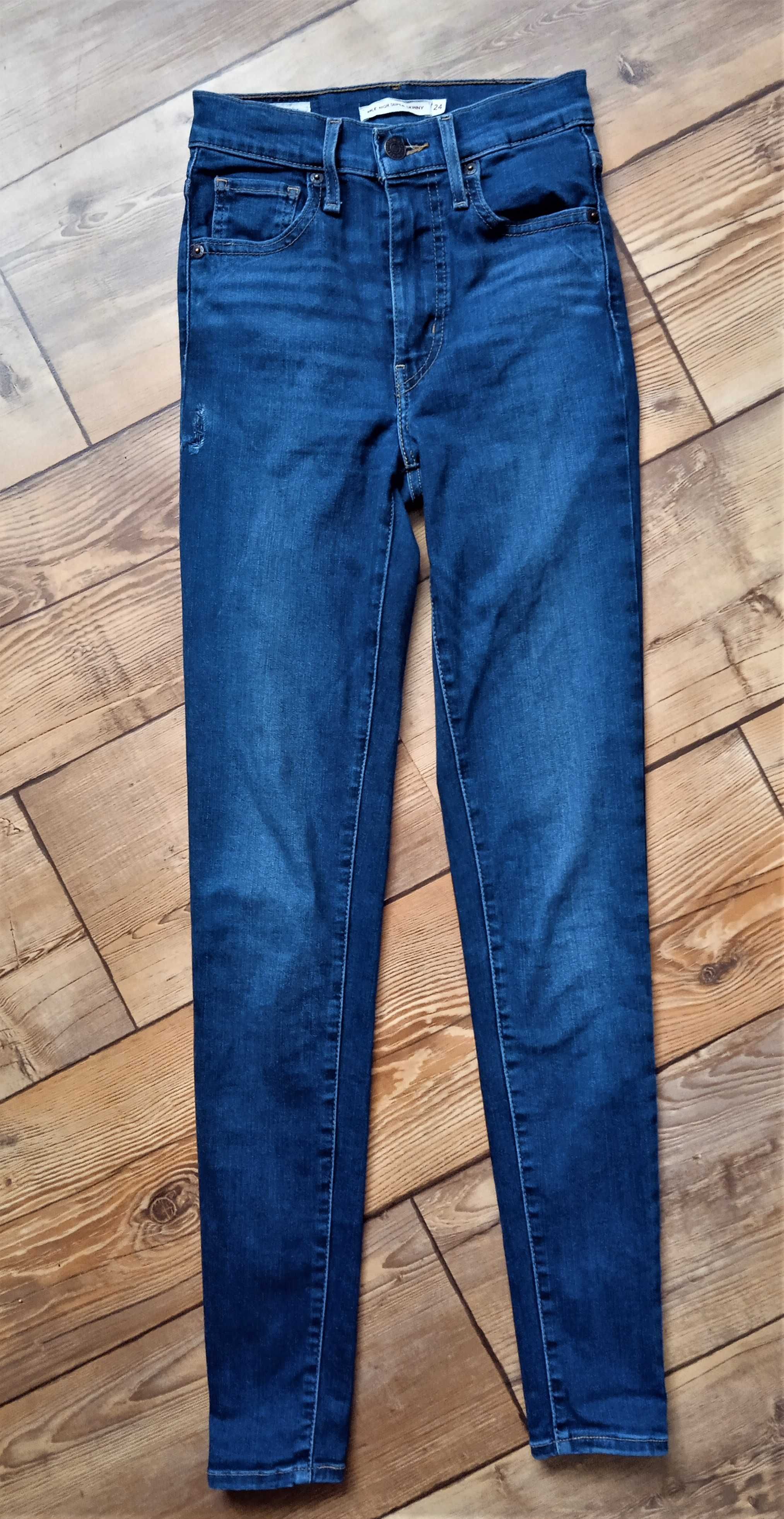 Levis spodnie damskie  skinny 24/30 dżinsy