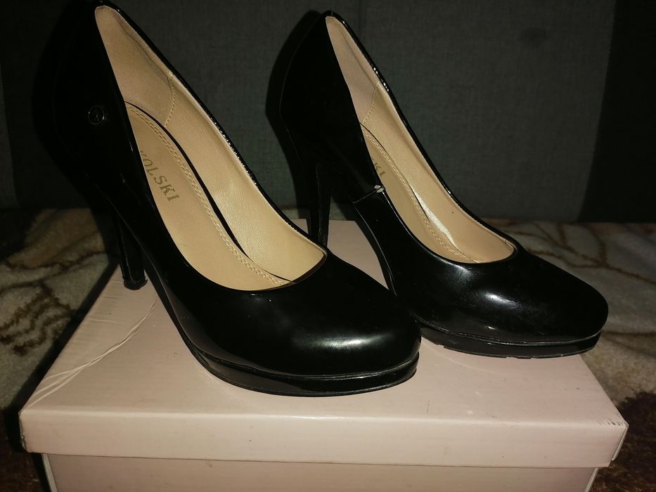 Buty szpilki r. 37