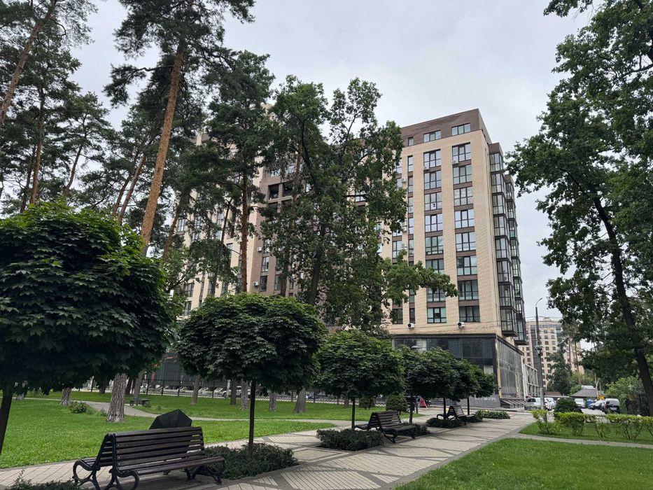 Квартира з видом на парк Правика. 2% оформлення.