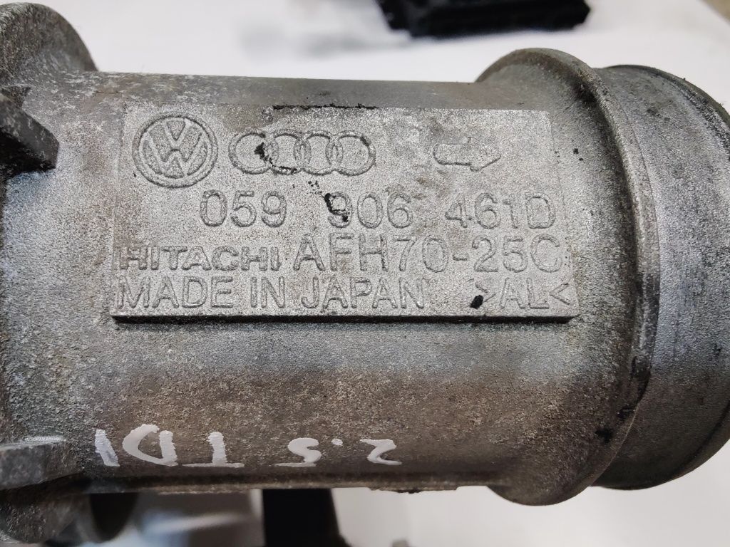Przepływomierz Audi a4 b6 A6 C5 2.5 tdi