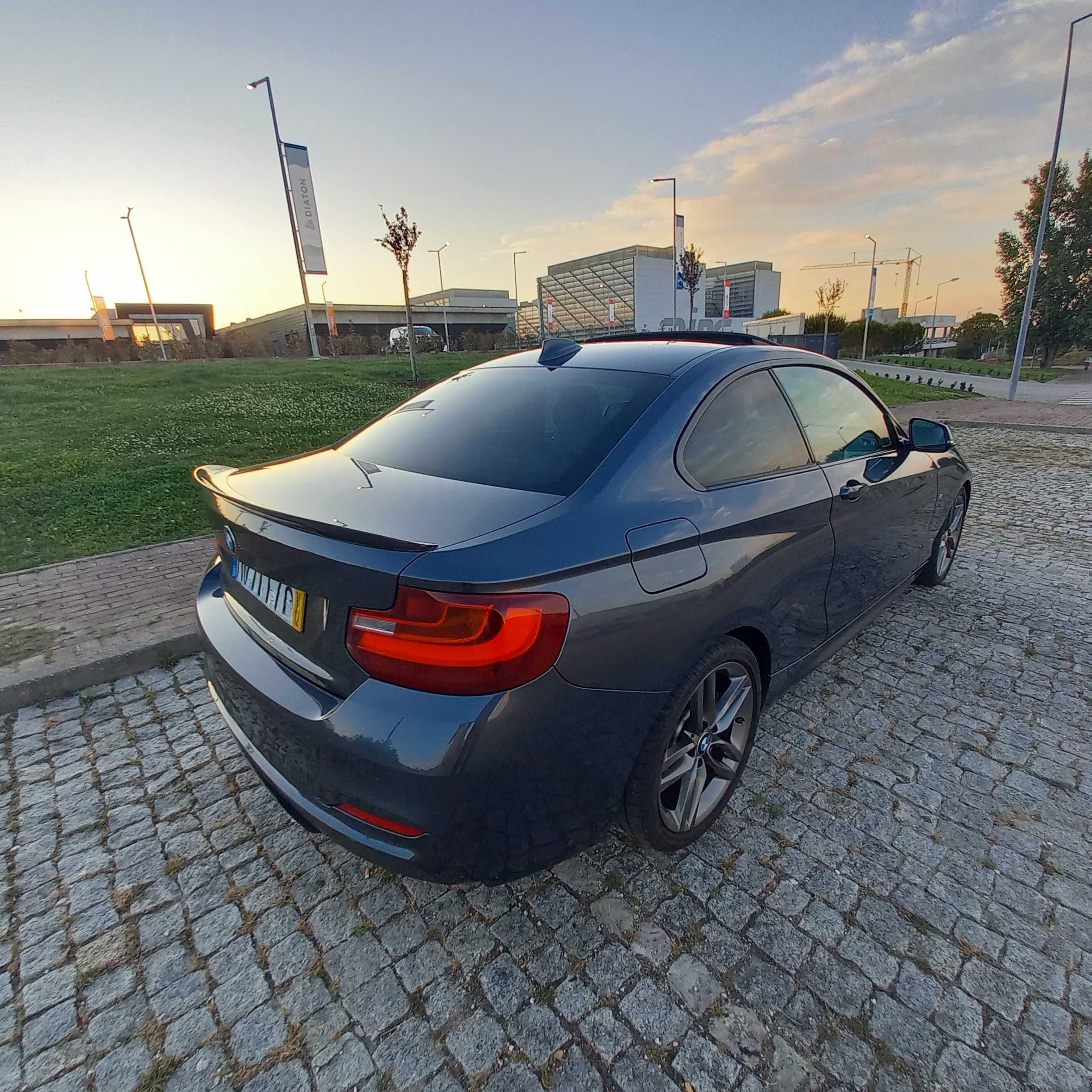 BMW Série 2 225d Coupé 218cv Nacional em Excelente Estado
