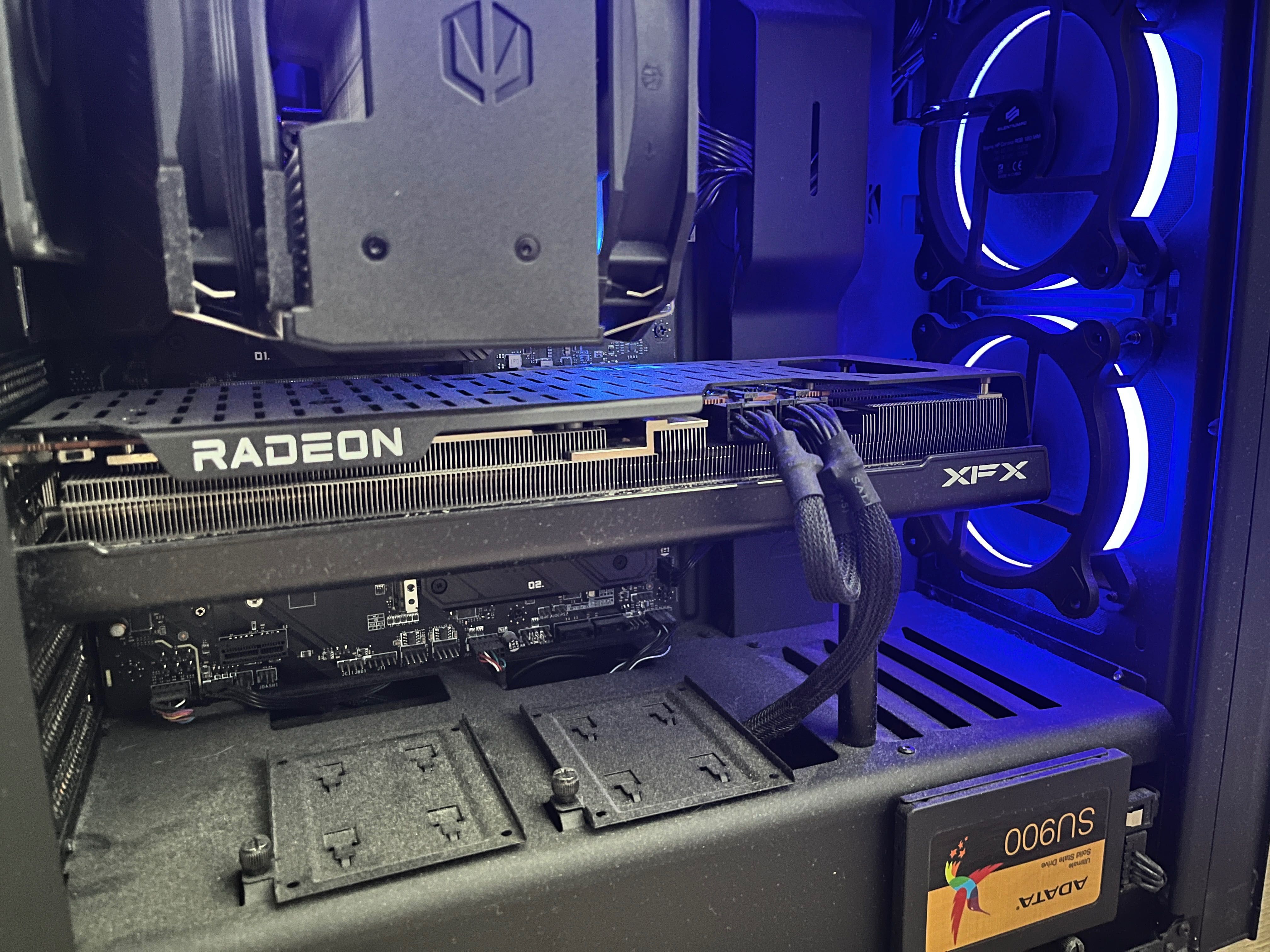 XFX RX 7900 GRE 16GB